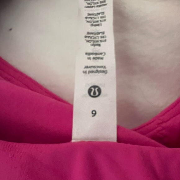 Sonic pink align tank waist length - Picture 3 of 3